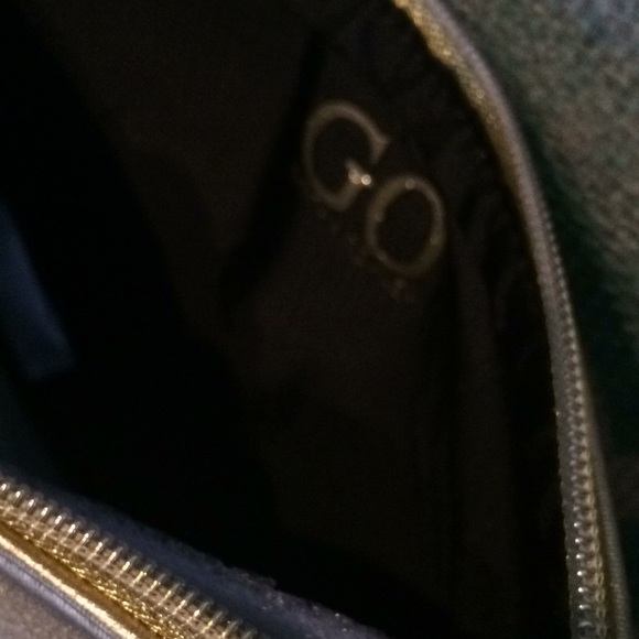 NWT GO Cynthia Rowling Wristlet - Picture 2 of 3